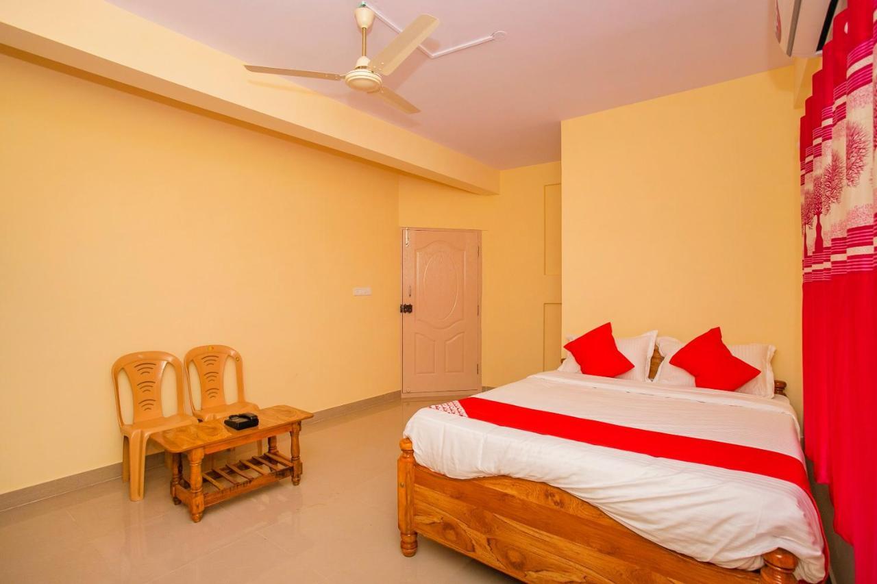 Oyo 25032 Seven Hills Guestline Hotel Bangalore Exterior photo